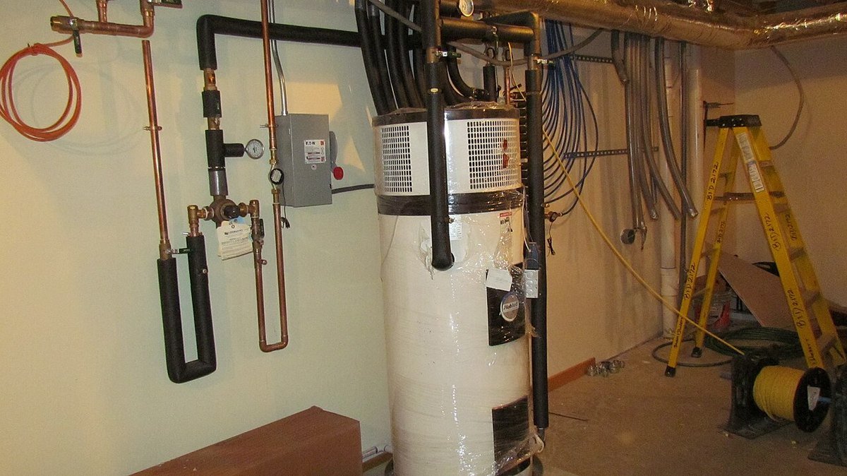 Termo con bomba de calor instalado en un entorno de investigación residencial